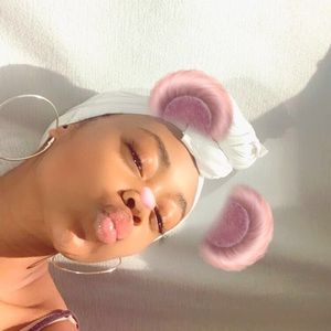 Meet your Posher, Ashanti